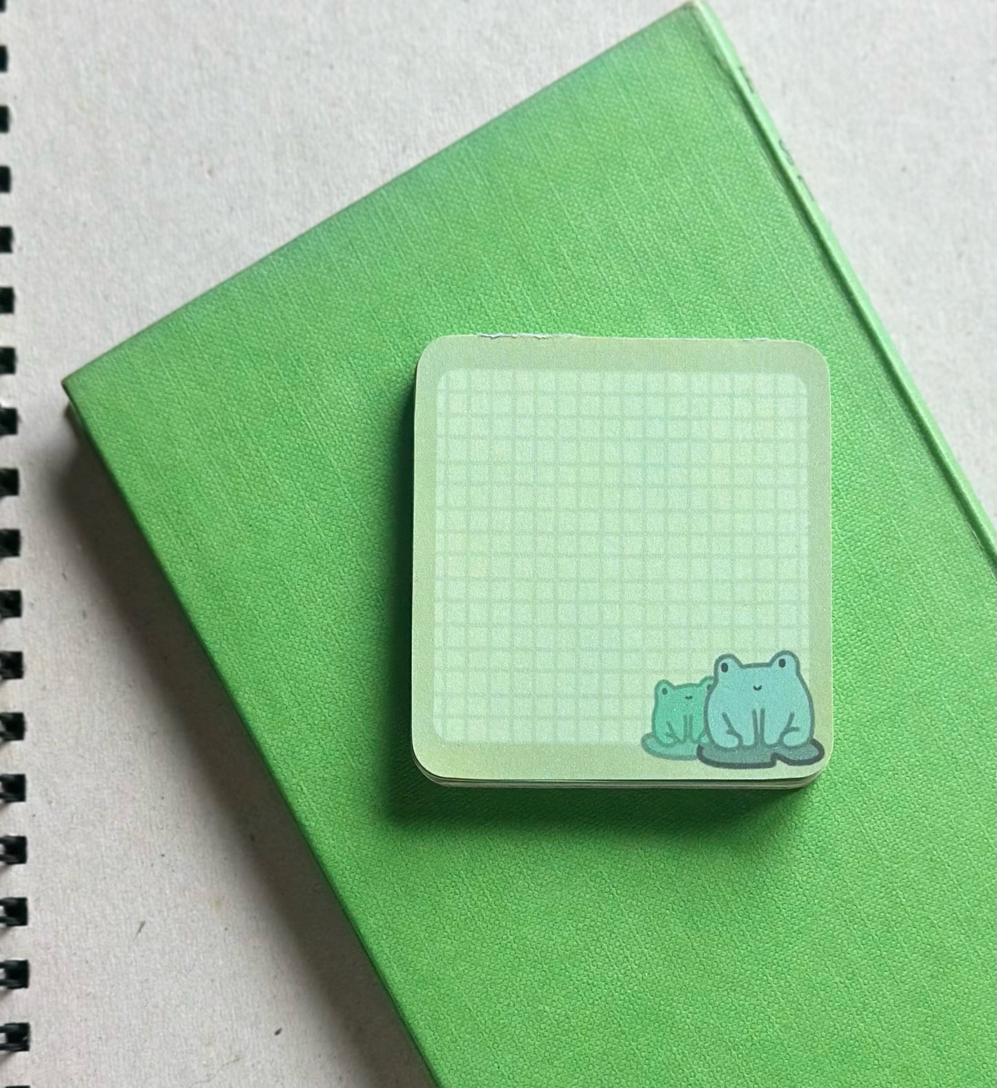 Cute Froggies Memo Pad